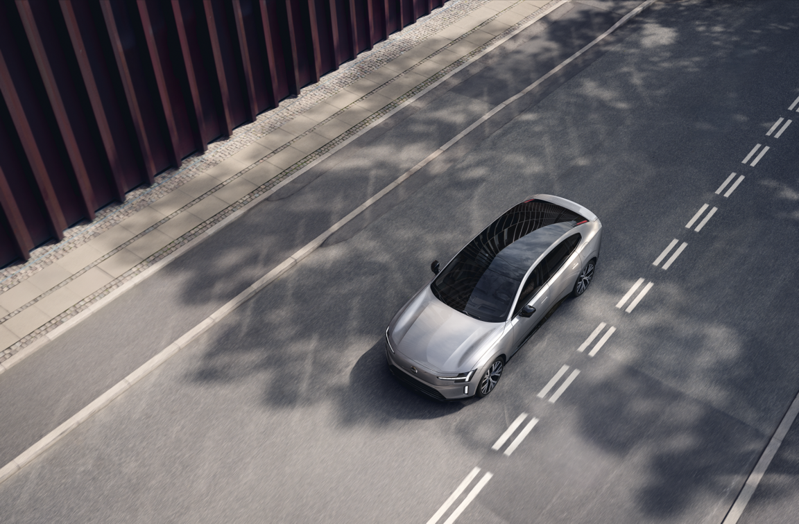 Повністю електричний автомобіль преміум-класу